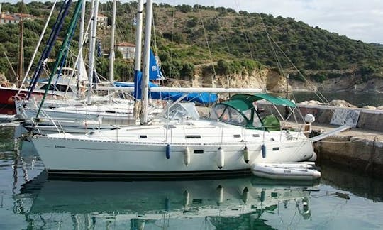 Monocoque de croisière Charter 38' Ariadne Oceanis 381 à Réthymnon, Grèce