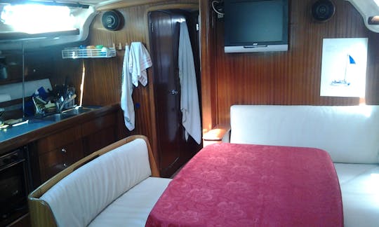 Charter 44' Shiraz Cruising Monohull in Nidri, Lefkada Sailing