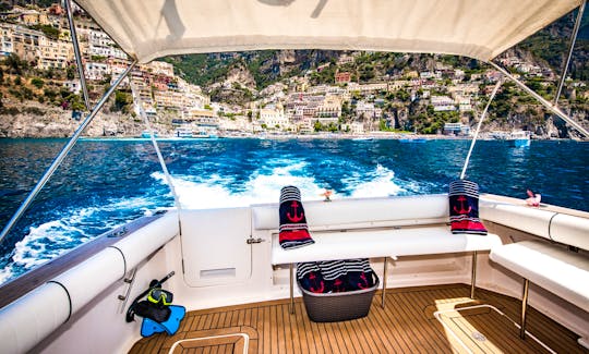 VALENTINE'S BOAT  RENT Charter Faeton 1040 Fly Motor Yacht in Positano, Italy for 6 /8Person!