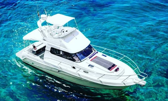 VALENTINE'S BOAT  RENT Charter Faeton 1040 Fly Motor Yacht in Positano, Italy for 6 /8Person!