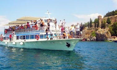 Louez un bateau à passagers à Ohrid, en Macédoine (ARYM)