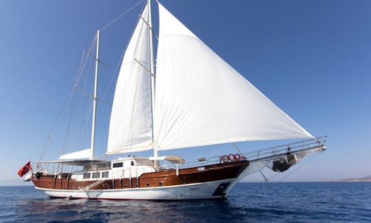 Alquiler de goletas Clear Water de 108 pies en Muğla, Turquía