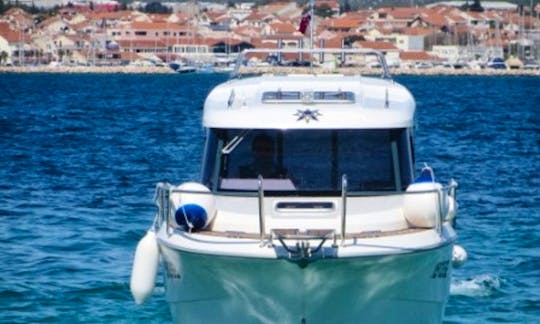 26' Cuddy Cabin Boat In Šibenik, Croatia