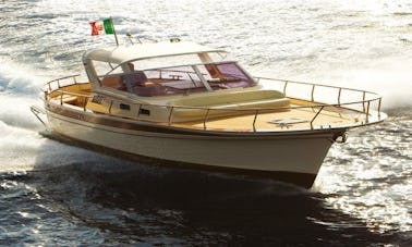 Charter 32' Fratelli Aprea Motor Yacht in Capri, Italy