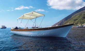 Wooden Boat "Principessa" 19' in Stromboli (Eolie islands), Italy