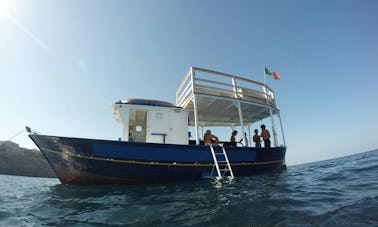 Charter M/B Leone Trawler em Marzamemi, Itália