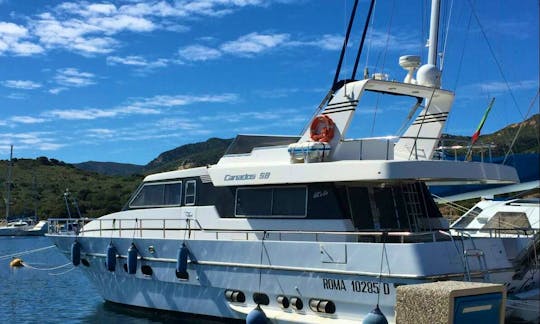 Fully-equipped and ready-to-go luxury motor yacht in Villasimius, Sardinia