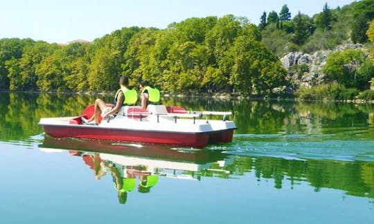 Try a relaxing pedalo ride on Orestiada Lake, and enjoy the peace and quiet.