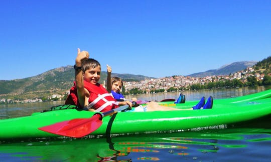 Alquiler de canoas insumergibles en Kastoria, Grecia