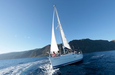 Charter Paralelo 32 Cruising Monohull in Madeira, Portugal