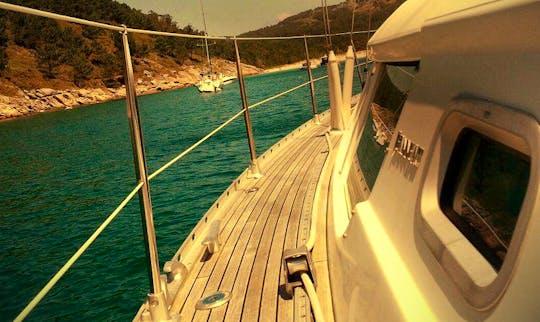 Charter 40' Sun Odyssey Cruising Monohull in Vigo, Spain