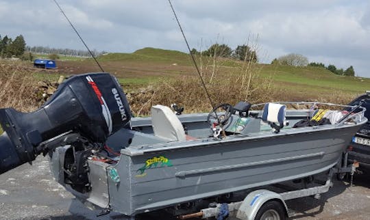 Desfrute da pesca em Galway, Irlanda, no Jon Boat com até 6 convidados