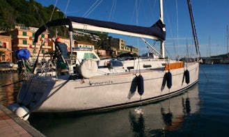 Sophisticated and sleek! Charter our 42ft Rimar 41.3 in Torri del Benaco