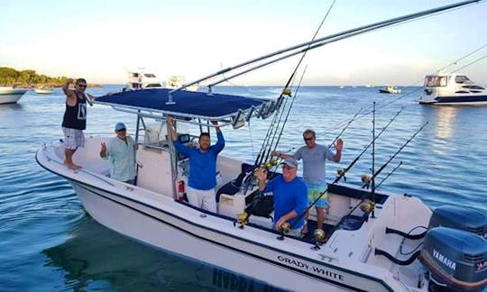 Fishing in Bay Islands Department, Honduras onboard 8 People Grady White Center Console