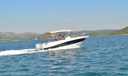 Charter 23' Marion 730 Sport Center Console in Betina, Croatia