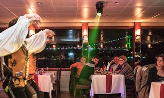 Book an amazing Dinner Cruise in İstanbul, Turkey