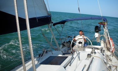 Charter The Sailing Cessel Puma 39 In Andalucía, Spain