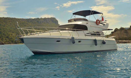 Motor Yacht rental in Kemer Antalya