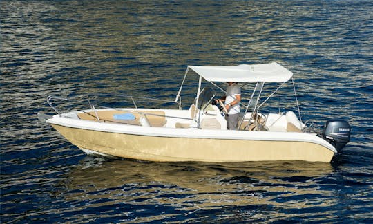 Rent Freeline 22 Center Console in Amalfi, Italy