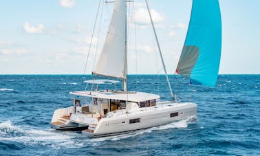 Charter 42' Lagoon - Maxim Cruising Catamaran in Ouddorp, Netherlands