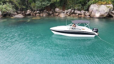22 feet Real Deck Boat Rental in Paraty, Brazil