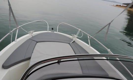 Center Console rental in Biograd na Moru