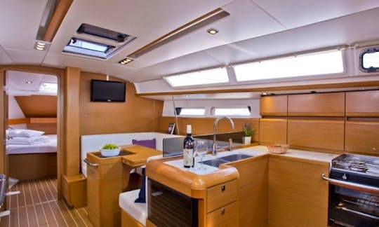Jeanneau Sun Odyssey 409 (2012) 3 cabins in Samui area