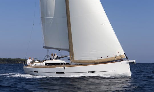 Louez un monocoque Dufour Cruising de 46 pouces pour 8 à 10 personnes à Palma, Majorque