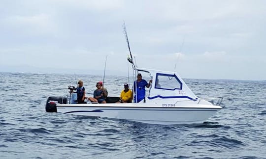 Enjoy Fishing in Struis Bay, South Africa on Cuddy Cabin