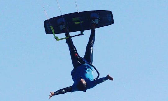 Clases de kitesurf en El Gouna, Egipto con Momo