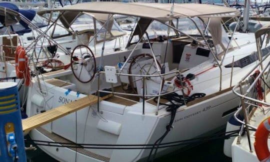 10 Persons 43' Sun Odyssey - Sonata Cruising Monohull in Sukošan, Croatia For Charter