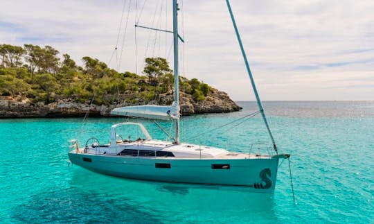 41' Oceanis - Buga Cruising Monohull Charter in Sukošan, Croatia