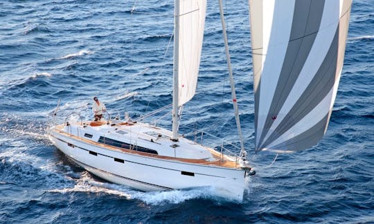 Fantastic YVONNE monohull available for charter in Alimos, Greece