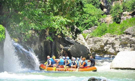 Genial tour de rafting en Antalya, Turquía