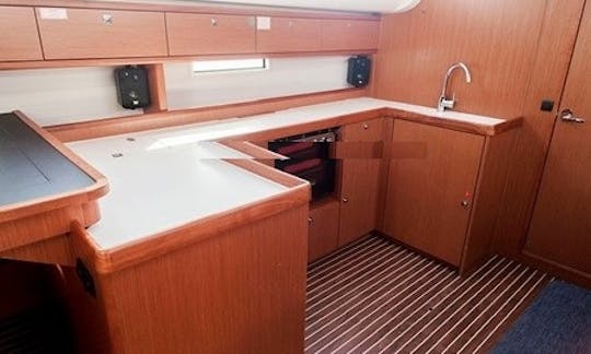 Amazing NAVARINO Bavaria Cruiser available for charter in Lavrio, Greece