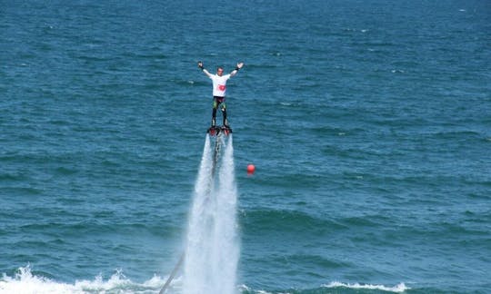 Disfruta de una increíble experiencia de flyboard en Ankara, Turquía