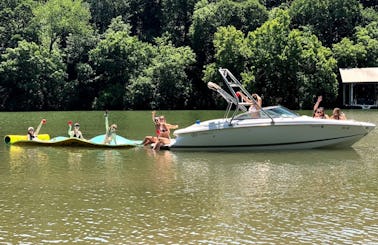 Cobalt (Cadillac) Bowrider Boat Rental on Lake Austin