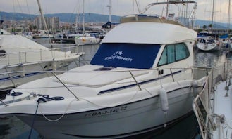Motor Yacht for 8 People Available in Playa de Aro