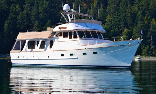 Have an amazing cruise with the 54' Motor Yacht Rental in Seattle