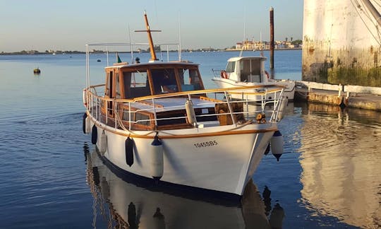 Private Boat Trips, Stag/Hen Parties and Sunset Cruises in Lisboa, Portugal