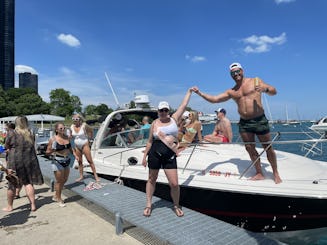 34' de plaisir au bord du lac ! De la musique, des lumières et un bon moment ! ! !