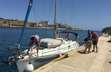 Enjoy Cruising On 42' Cruising Monohull in San Ġwann, Malta