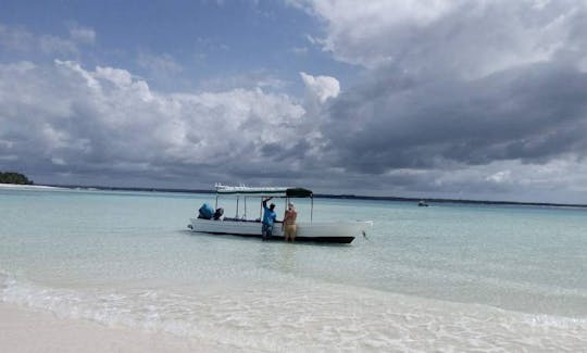 An amazing Snorkeling experience at mnemba island northZanzibar, Tanzania