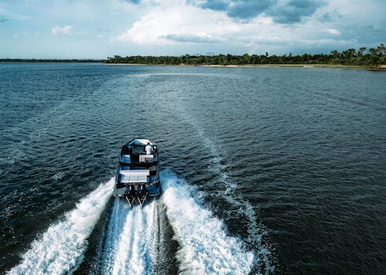 Lujoso barco Mastercraft Aviara de 34 pies en Charleston