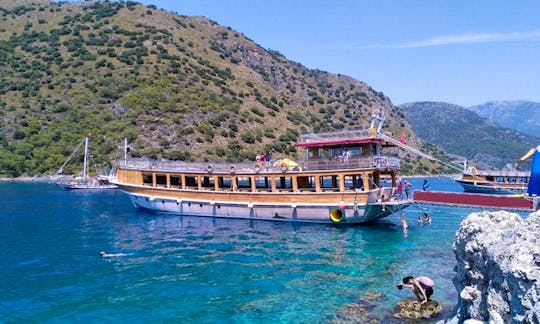 Large Group Boat Tour in Muğla, Turkey for 250 people