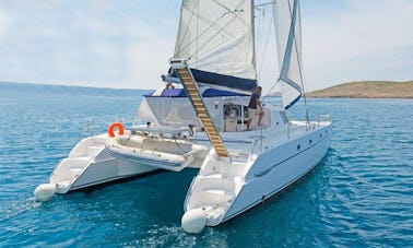 Fretamento de iates de catamarã Balize de 43 pés em Cabo San Lucas Baja, Califórnia Sul