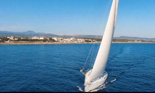 Charter a Cruising Monohull in Pylos, Greece