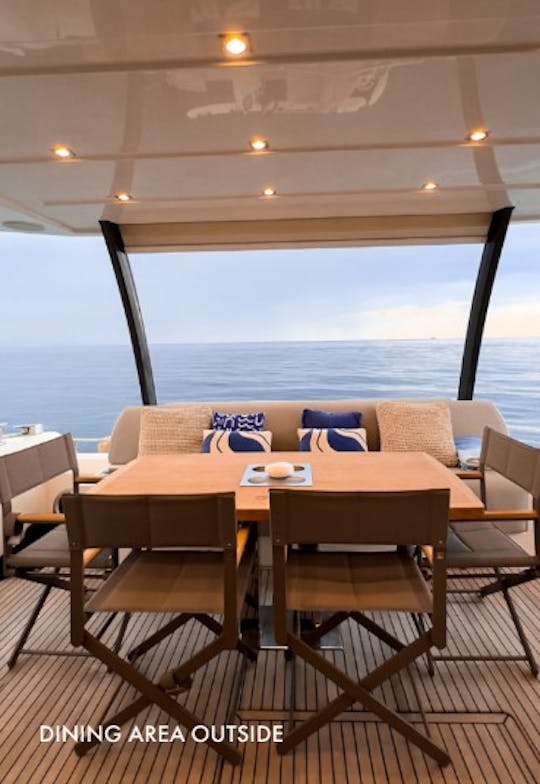 Location de méga-yacht Prestige 680 MALÉ IV Power sur la Côte d'Azur, France
