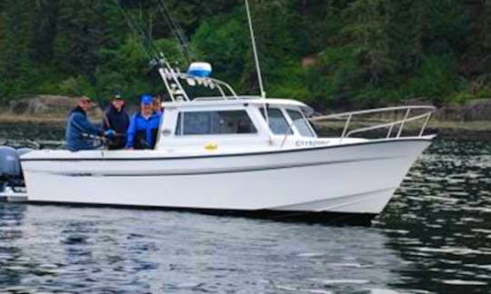 27' Head Boat Fishing Trips in Juan de Fuca, Canada