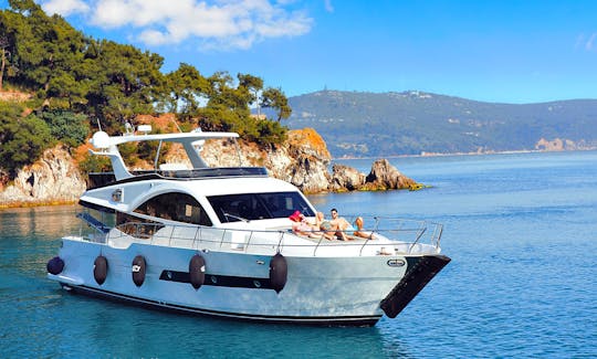 74' Luxury Private Yacht Tour in Istanbul with Premium Service